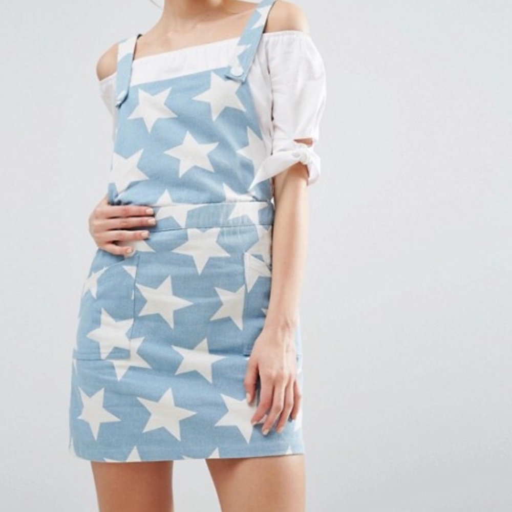 Star print denim overall dress. Size Small.